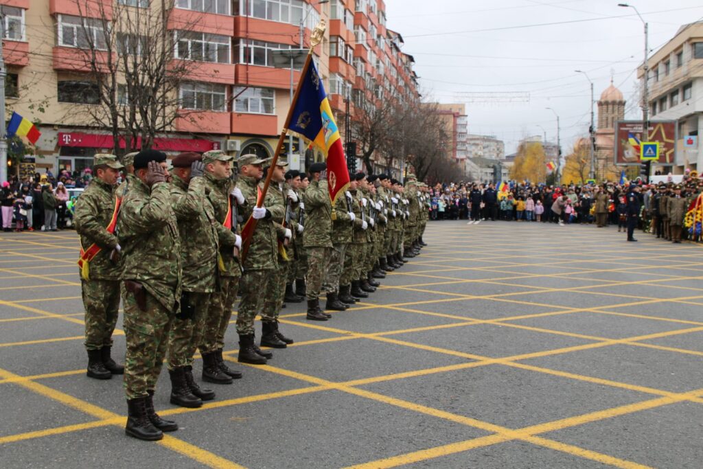 Ziua Națională a României sărbătorită cu mândrie la Târgoviște, în ciuda vremii reci.