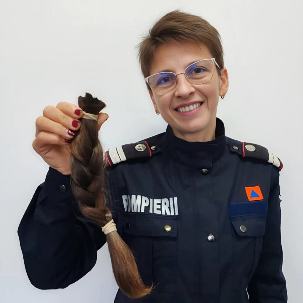 Pompierul Anamaria Popa: Un exemplu de generozitate și dăruire pentru cei din jur Pompierul Anamaria Popa: Un exemplu de generozitate și dăruire pentru cei din jur.