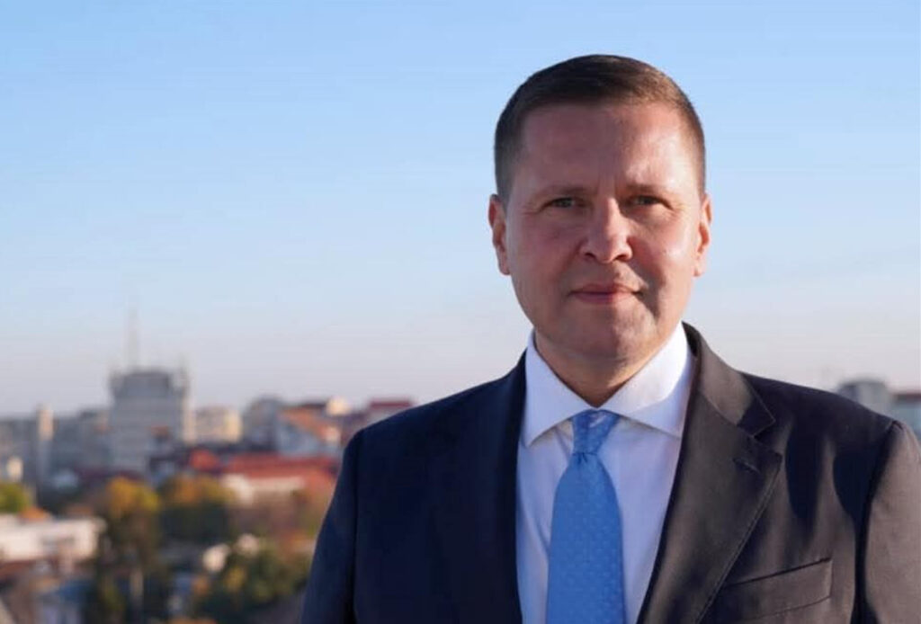 Președintele CJ Dâmbovița, Corneliu Ștefan: 2024 – anul investițiilor și al progresului pentru Dâmbovița Președintele CJ Dâmbovița, Corneliu Ștefan spune că 2024 a fost anul investițiilor și al progresului pentru Dâmbovița.