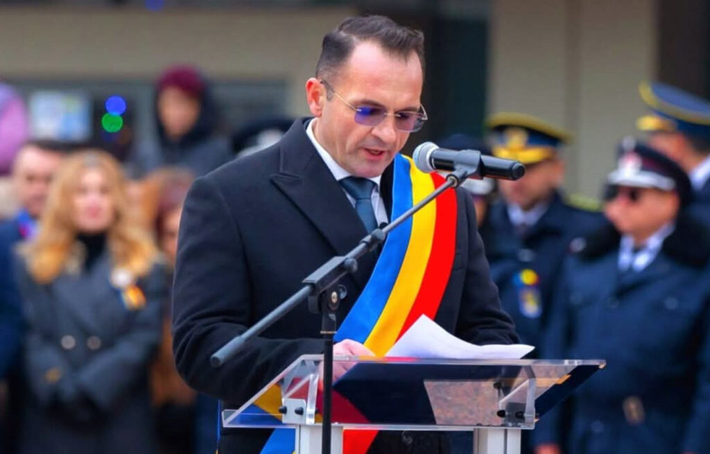 Primarul municipiului Târgoviște, Daniel Cristian Stan, face un apel către toți cetățenii orașului să se alăture canalului său oficial de difuzare