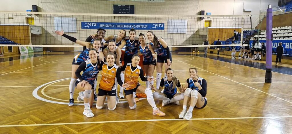 Echipa de volei a CSM Târgoviște a reușit o victorie categorică în deplasare, impunându-se cu un 3-0 fără emoții în fața celor