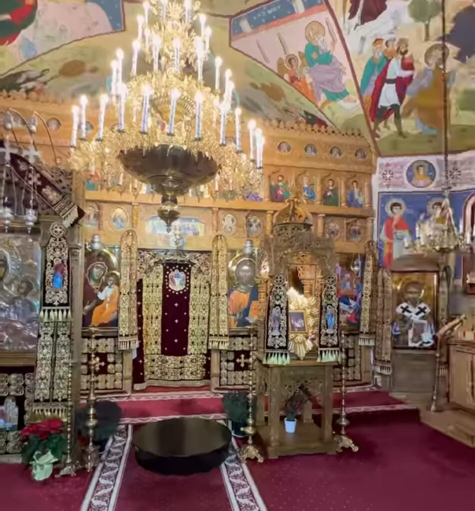 Pe 28 decembrie 2024, Biserica Ortodoxă prăznuiește Sfinții 20.000 de Mucenici din Nicomidia, o mare adunare de martiri c