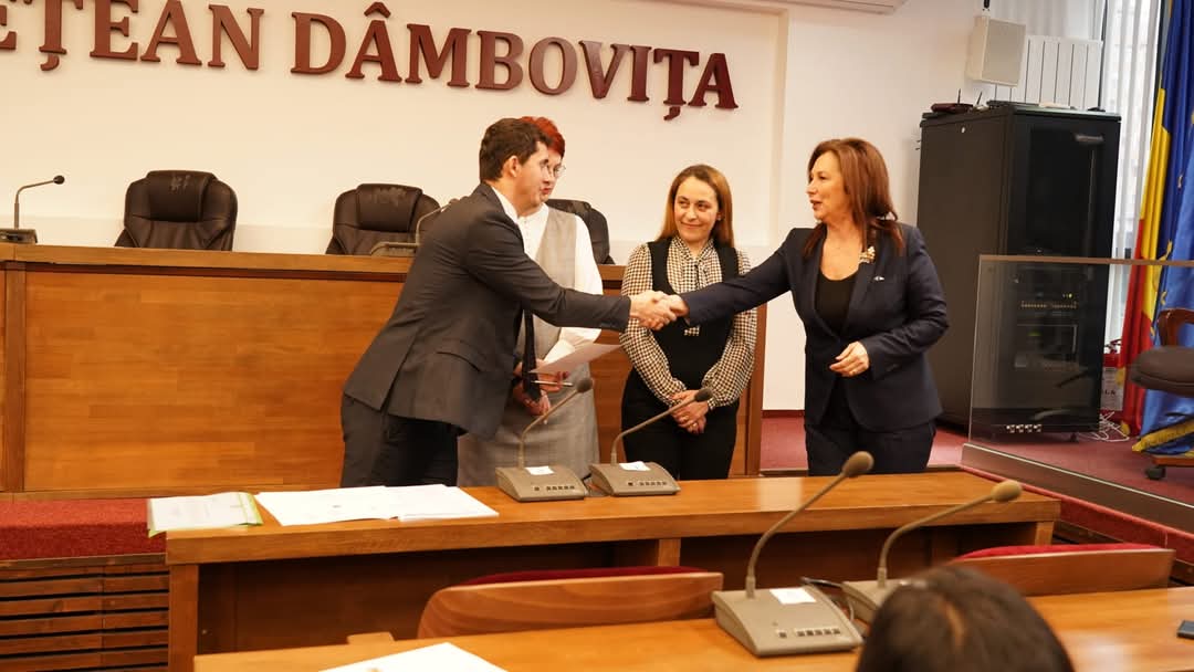 Parlamentarii PSD din județul Dâmbovița au fost oficial învestiți astăzi, în cadrul unei ceremonii solemne desfășurate la Prefectura județului