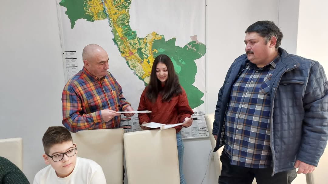 Voinești premiază excelența în educație!Primăria Comunei Voinești, sub conducerea primarului Gabriel Dănuț Sandu