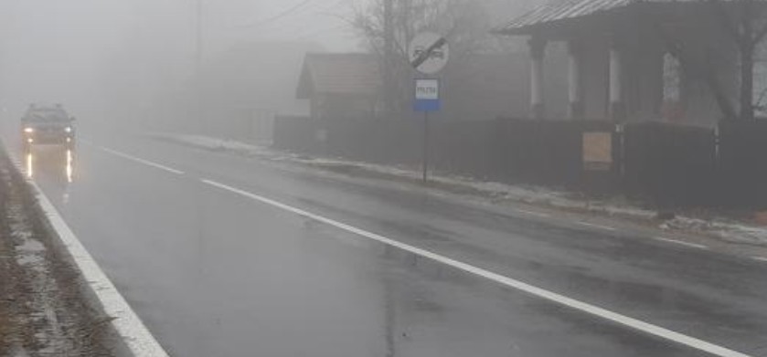 Astăzi, județul Dâmbovița se confruntă cu o vreme mai rece decât de obicei pentru începutul lunii decembrie. În timpul zilei