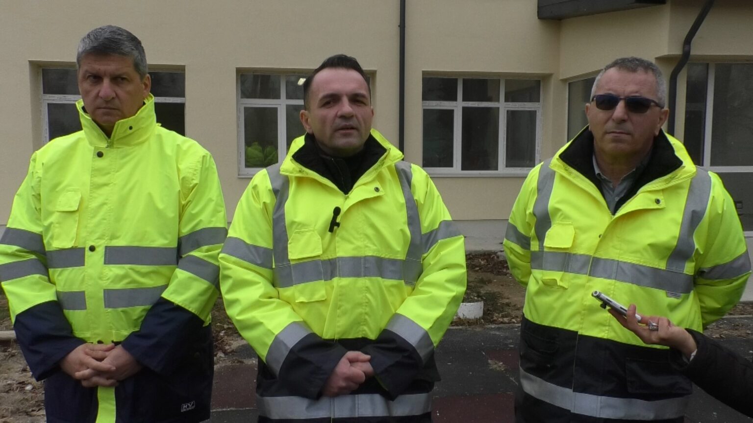 Se lucrează în ritm susținut la reabilitarea energetică a Grădiniței nr. 14 din Târgoviște, un proiect în valoare de aproximativ 3 milioane de lei, finanțat prin Administrația Fondului pentru Mediu (AFM). Scopul acestuia este de a reduce semnificativ costurile cu energia, prin implementarea unor lucrări de eficientizare energetică.