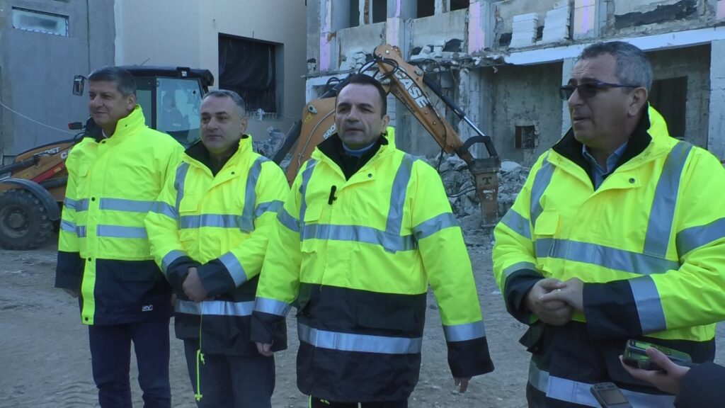 Primăria Târgoviște:  S-au reluat lucrările de reabilitare și modernizare la Școala Gimnazială Tudor Vladimirescu.