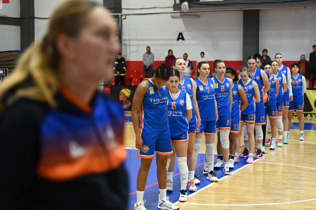 CSM Târgoviște revine pe terenul propriu în forță, pregătită să înceapă noul an cu o victorie răsunătoare. Mâine, 4 ianuarie, de la ora 18:00,