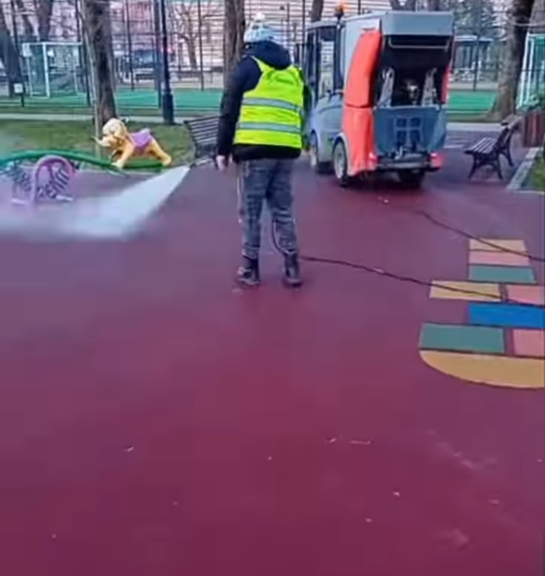 Târgoviște se transformă într-un model de curățenie.Primăria Municipiului Târgoviște, sub conducerea primarului Daniel Cristian Stan,