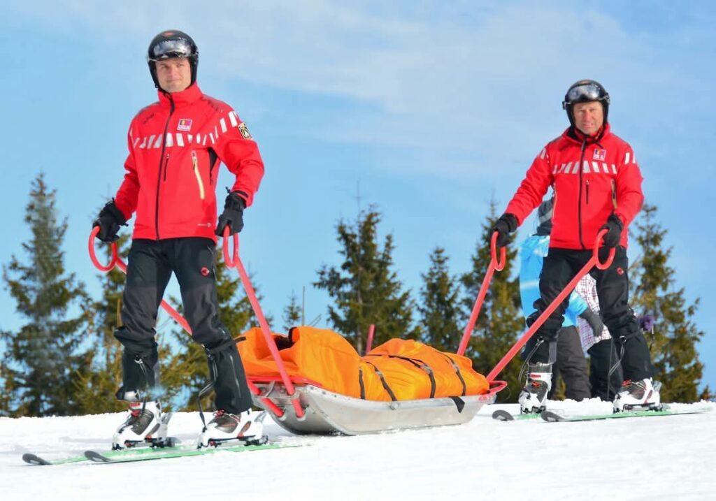 Record istoric pentru Salvamont România! Ieri, 5 ianuarie 2025, o zi care a scris istorie, Salvamont România a înregistrat un număr record de 167 de apeluri