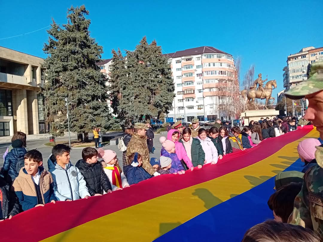 Municipiul Târgoviște a găzduit, pentru a șasea oară consecutiv, un eveniment care a adus împreună comunitatea locală în jurul unui simbol național de mare valoare