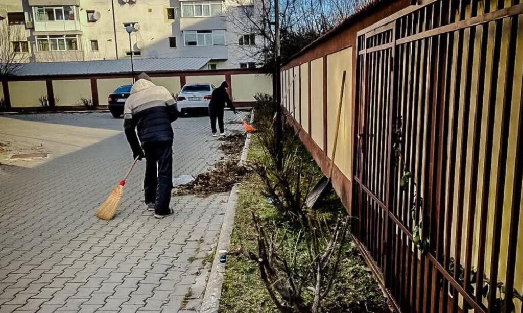 Orașul Titu devine mai curat și mai frumos! Primăria Titu, sub conducerea primarului Laurențiu Costache, continuă să îmbunătățească aspectul orașului