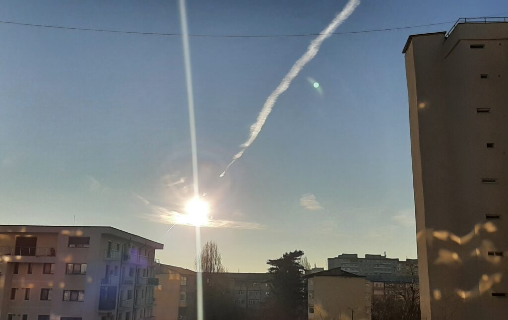 Vremea la Târgoviște: Cum ne pregătim pentru ziua de azi Vremea la Târgoviște, în această dimineață, Târgoviște s-a trezit sub cu temperaturi de -3 grade Celsius înregistrate la ora 8:00, conform informațiilor furnizate de ANM.