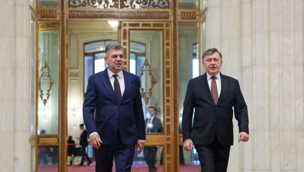 În cadrul Congresului Extraordinar al PSD, Crin Antonescu a fost oficial validat drept candidatul comun al Coaliției de guvernare pentru alegerile prezidențiale.