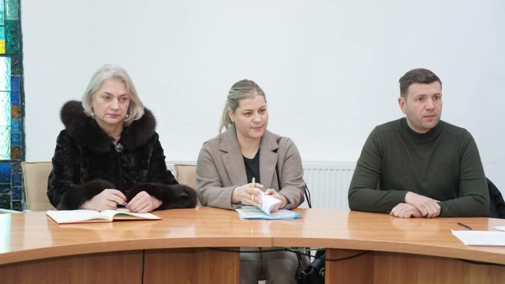 Președintele Consiliului Județean Dâmbovița, Corneliu Ștefan, a anunțat, ieri, finalizarea consultărilor anuale cu primarii dâmbovițeni privind proiectul bugetului pentru anul 2025.