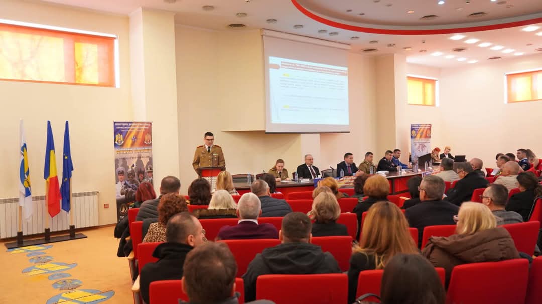 Pregătirea pentru apărare a administrației publice din Dâmbovița, o prioritate pentru Consiliul Județean, astăzi, în cadrul unei ședințe de lucru importante, președintele Consiliului Județean Dâmbovița