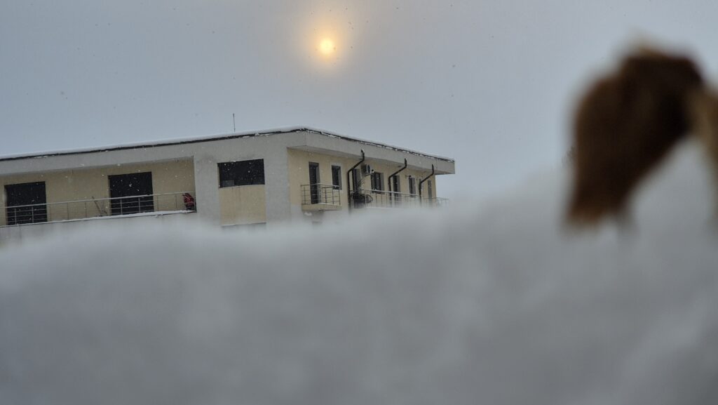 În această dimineață, la Târgoviște, gerul a pus stăpânire pe oraș, cu temperaturi de -7 grade Celsius. Pe parcursul zilei de miercuri