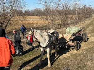 Comuna Gura Foii se pregătește să îmbrace hainele de primăvară, iar primarul Radu Georgescu a anunțat cu entuziasm începutul campaniei de curățenie generală