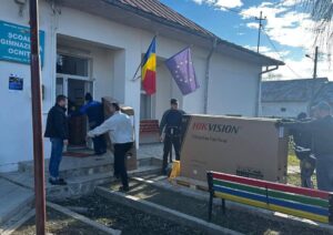 Comuna Ocnița beneficiază de dotări moderne pentru educație. Primarul Eduard Barcacu a anunțat că proiectul Consiliului Județean Dâmbovița