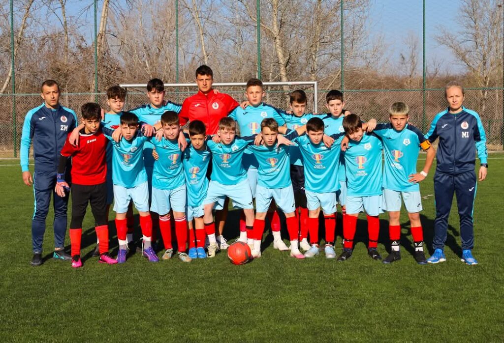 Bucșani, locul 4 la Cupa Satelor: O echipă puternică și promițătoare! Comuna Bucșani, campioana județeană a primelor patru ediții ale competiției Cupa Satelor, a încheiat cu un loc onorabil, locul 4, la cea mai recentă ediție a turneului