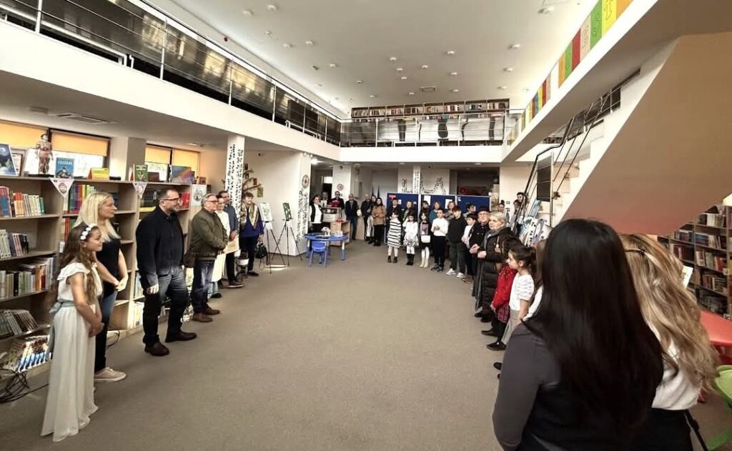 Debut artistic impresionant al Irinei Dobrotă la Biblioteca Județeană Dâmbovița.