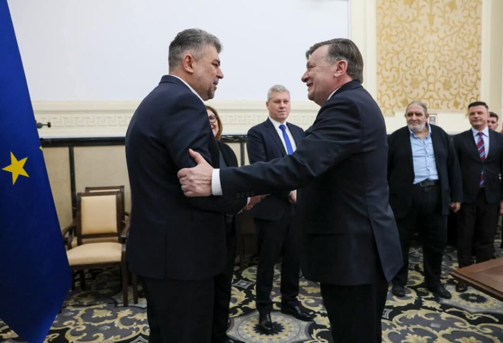 Marcel Ciolacu și Crin Antonescu vizitează astăzi județul Dâmbovița.