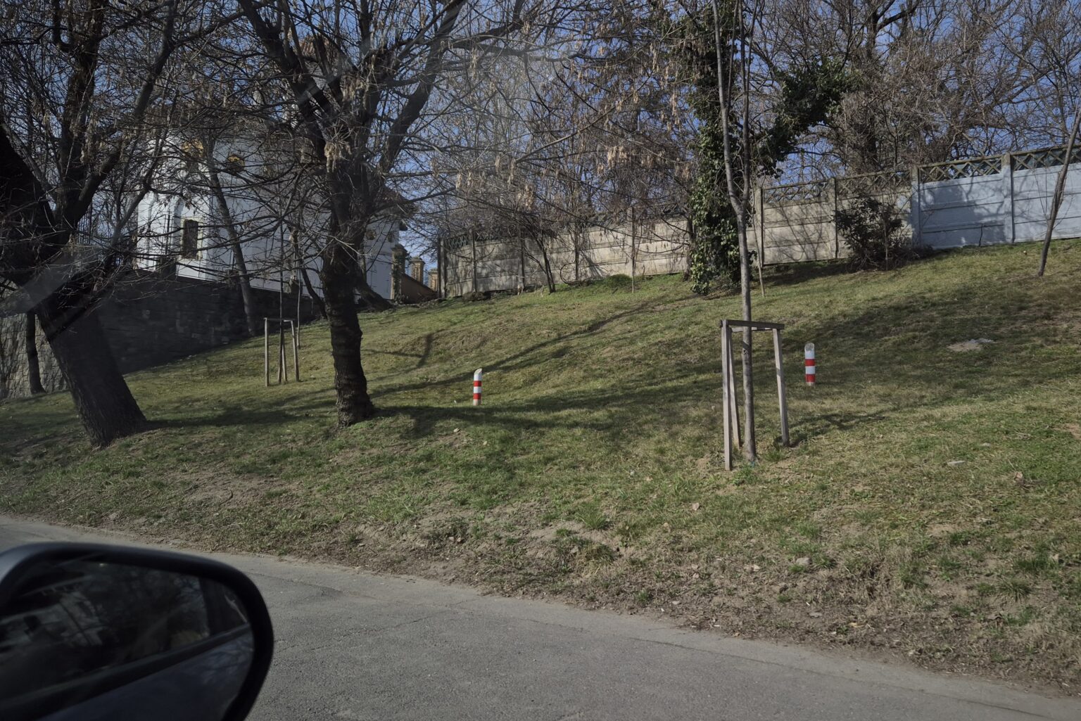 Prognoza meteo, 10 martie 2025, vremea se va menține frumoasă și mult mai caldă decât de obicei, conform prognozei publicate de Administrația Națională de Meteorologie (ANM). Valorile termice vor fi mult mai ridicate decât cele specifice acestei perioade a anului, cu maxime ce vor ajunge între 10 și 23 de grade Celsius, cele mai ridicate în vestul țării.