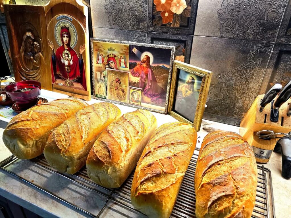 A început Postul Paștelui 2025: O perioadă de reflecție și purificare spirituală Luni, 3 martie 2025, a început Postul Paștelui, o perioadă importantă de rugăciune, post și reflecție pentru credincioșii ortodocși și catolici. Acest post se va desfășura până pe 19 aprilie, iar pe 20 aprilie, va fi sărbătorită Învierea Domnului.