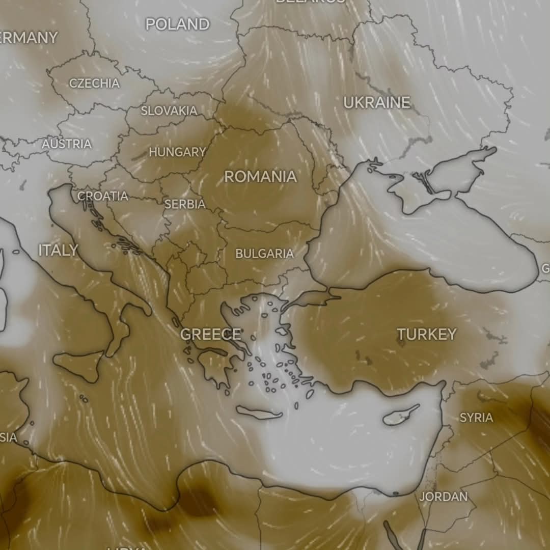 ATENȚIE! România se află sub influența unui val intens de praf saharian, care va afecta vremea în următoarele zile. Concentrațiile de praf în atmosferă vor rămâne ridicate și chiar vor crește de la mijlocul săptămânii