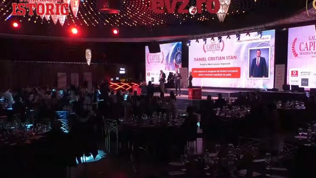 Primarul Municipiului Târgoviște, Daniel Cristian Stan, a primit în cadrul Galei Capital „Excelență în management”, o distincție deosebită pentru performanța administrativă de excepție a orașului Târgoviște