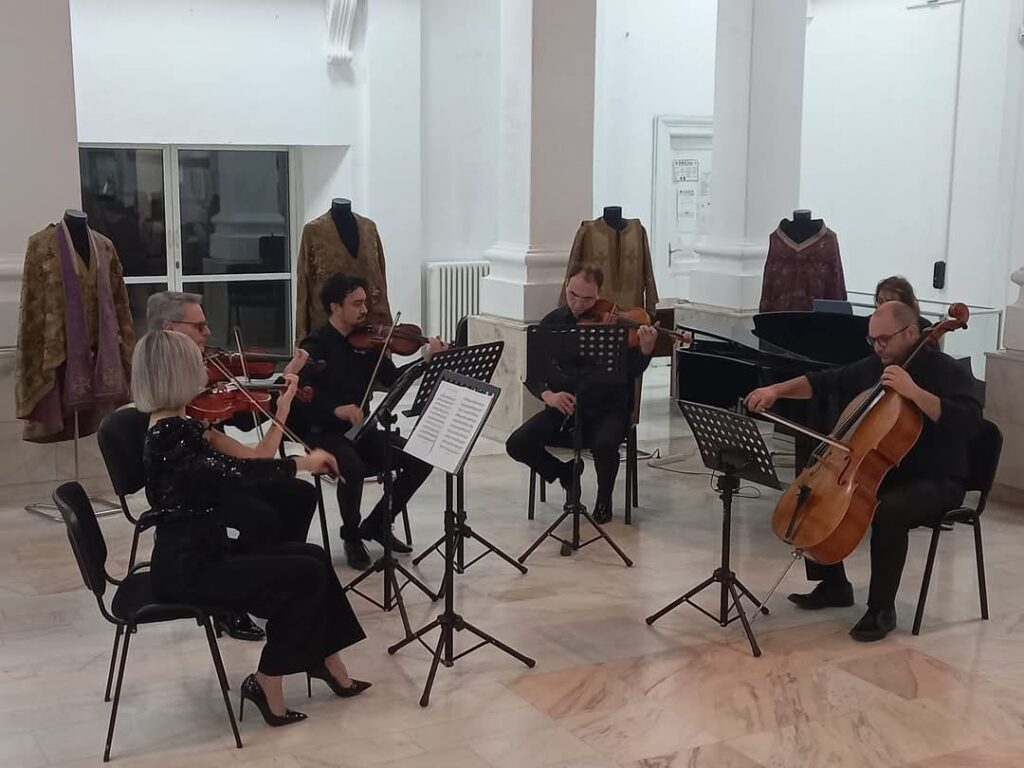 Un concert de muzică sacră la Muzeul de Istorie din Târgoviște a avut loc marți seară.
