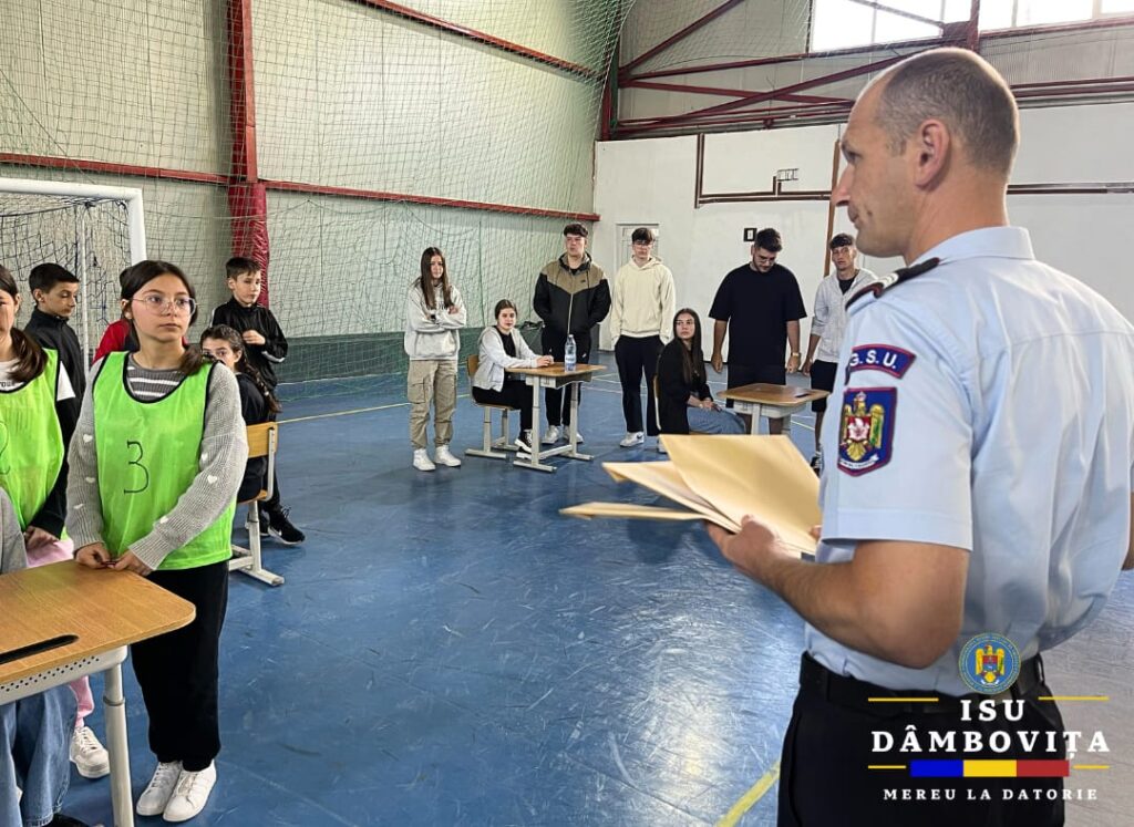 Elevii dâmbovițeni și-au pus în valoare cunoștințele și abilitățile ieri, în cadrul etapei județene a concursului „Cu viața mea apăr viața”, desfășurat la sala de sport a Liceului Tehnologic „Spiru Haret” din Târgoviște.