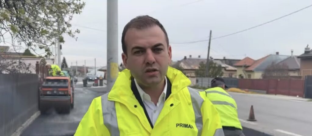 Început de săptămână în forță la Răzvad: se lucrează intens la străzi, trotuare și piste pentru biciclete