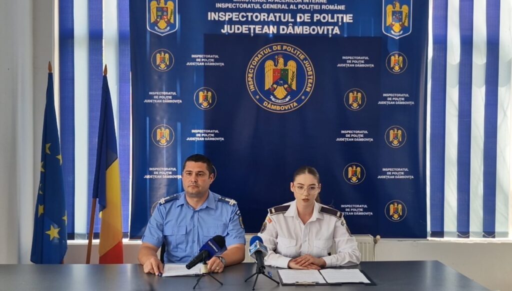 Jandarmii au salvat 13 persoane surprinse de furtună în Bucegi Jandarmii au salvat 13 persoane surprinse de furtună în Bucegi.Cu ocazia Sărbătorilor Pascale, în perioada 17 – 21 aprilie, aproximativ 200 de jandarmi