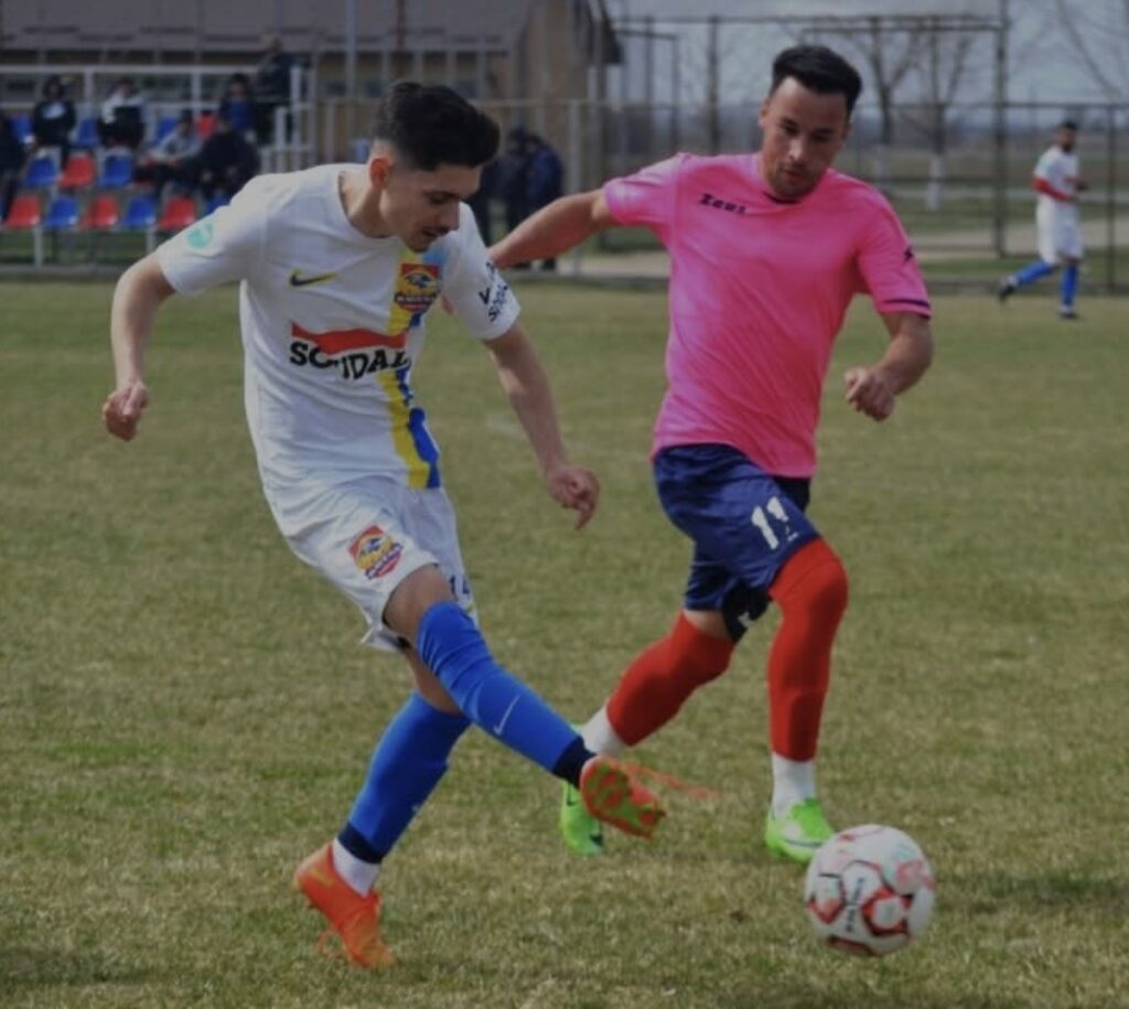 Liga 5 – Seria Nord: Victoriile localnicilor întăresc clasamentul în căutarea primelor locuri Forbalul dâmbovițean din Liga 5 - Seria Nord: Victoriile localnicilor și locurile se conturează în clasament.