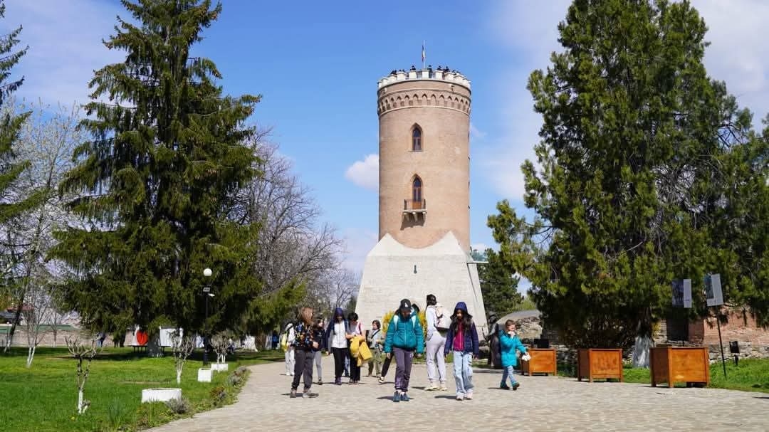 Noaptea Muzeelor în județul Dâmbovița, chiar dacă la nivel național evenimentul „Noaptea Muzeelor” a fost anulat, județul Dâmbovița