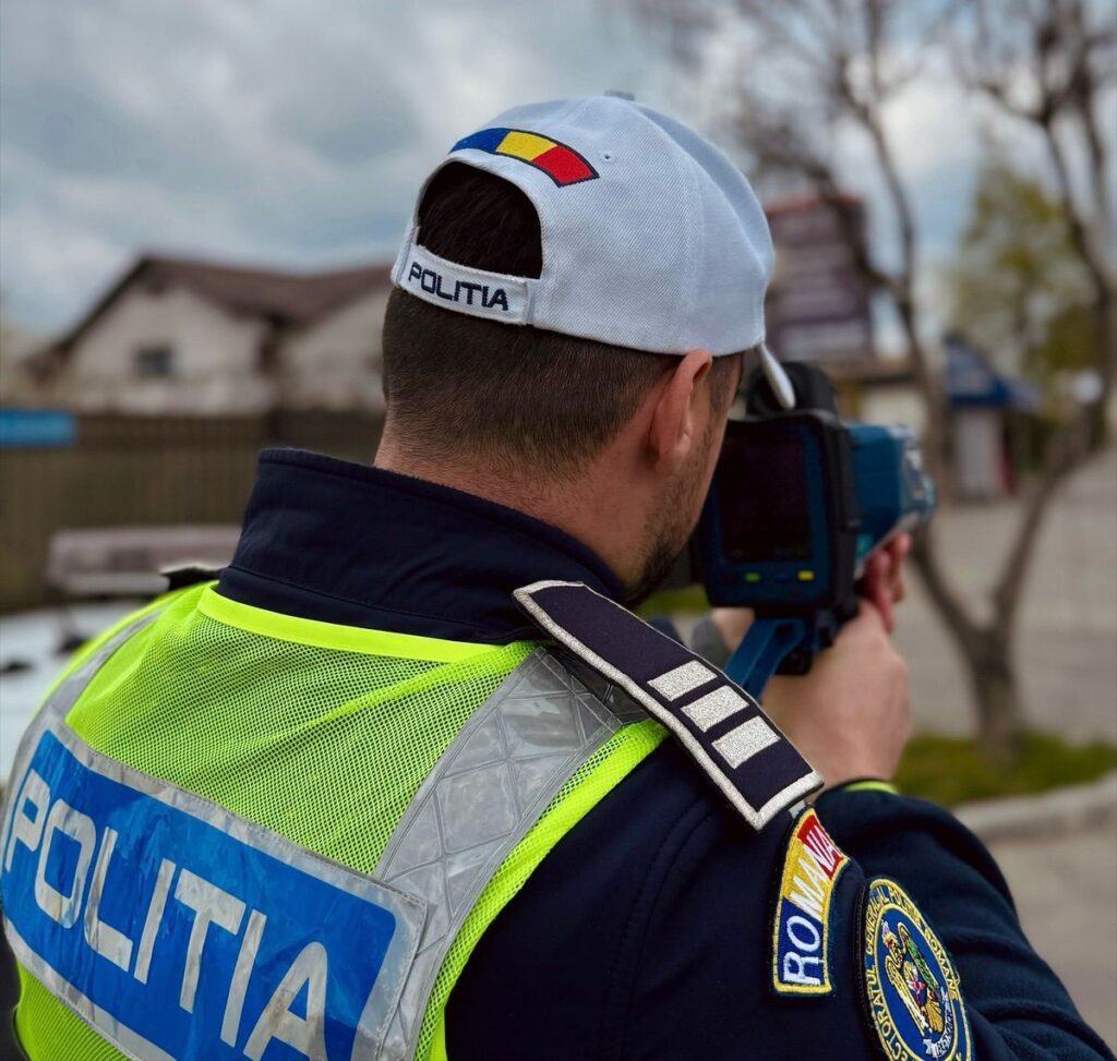 ATENȚIE, ȘOFERI! TIMP de o săptămână în județul Dâmbovița se desfășoară acțiunea ROADPOL – SPEED ATENȚIE, ȘOFERI! TIMP de o săptămână în județul Dâmbovița se desfășoară acțiunea ROADPOL – SPEED.