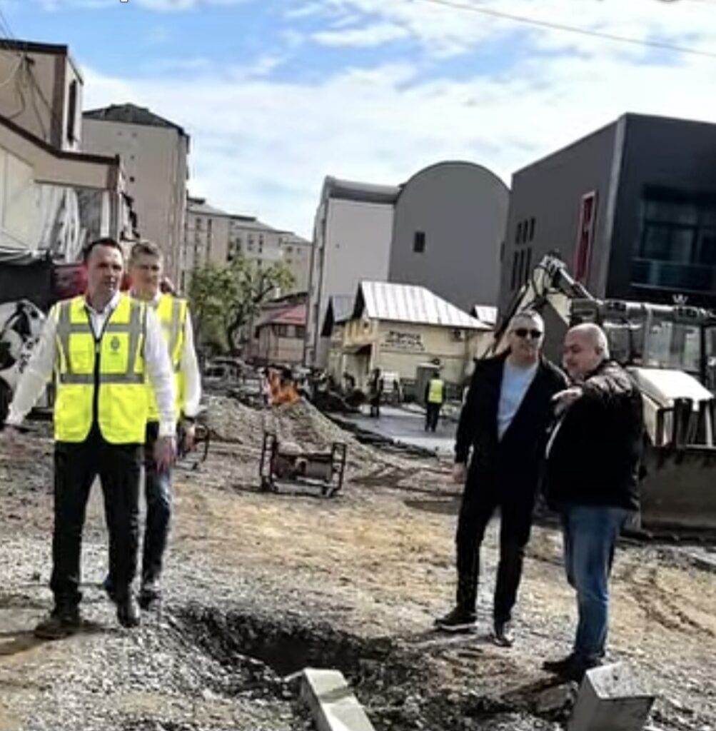 Municipiul Târgoviște face un nou pas spre modernizare! Primarul Daniel Cristian Stan a anunțat startul lucrărilor de reabilitare pe strada Udriște Năsturel,