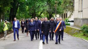 10 Mai, Ziua Independenței Naționale, marcată solemn la Târgoviște: Președintele CJ Dâmbovița, Corneliu Ștefan, a transmis un mesaj de recunoștință. VIDEO 