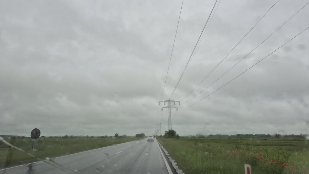 https://www.dambovitapress.ro/atentionare-meteo-26-28-mai-ploi-abundente-vant-puternic-si-foarte-frig/