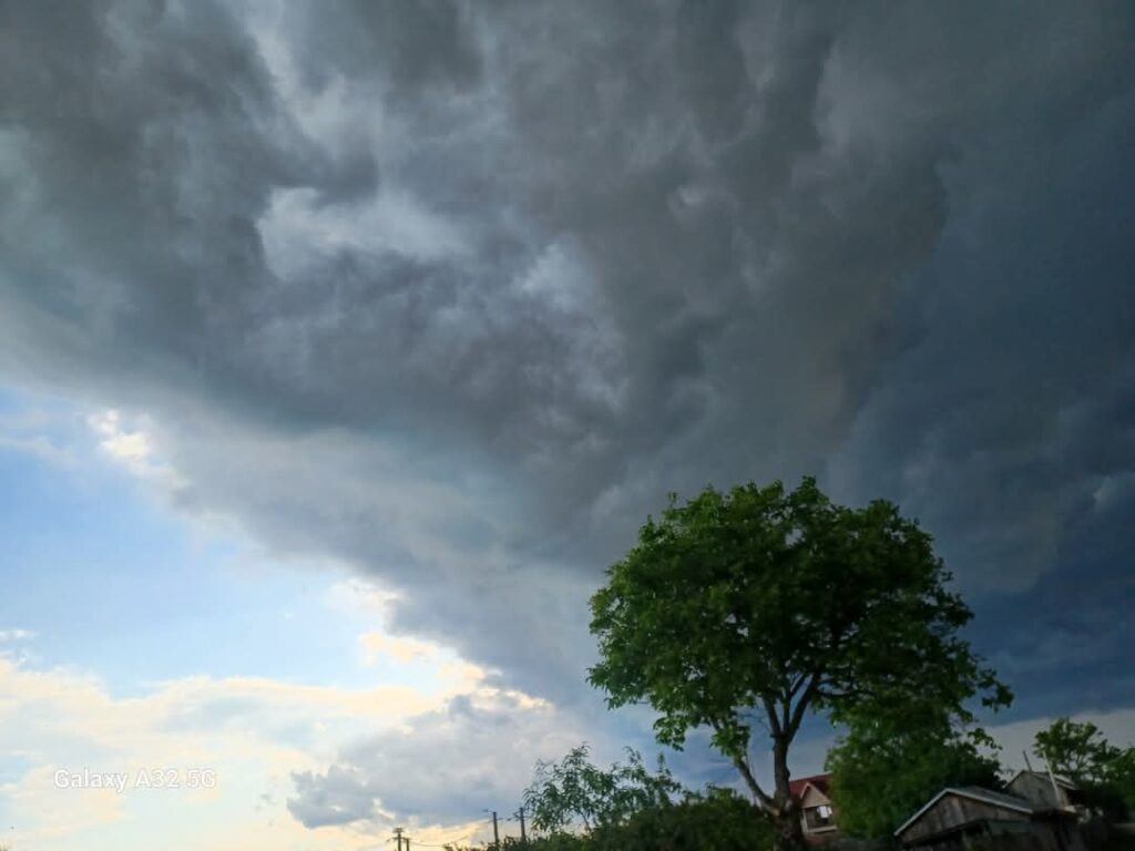 COD GALBEN de vreme severă în Dâmbovița