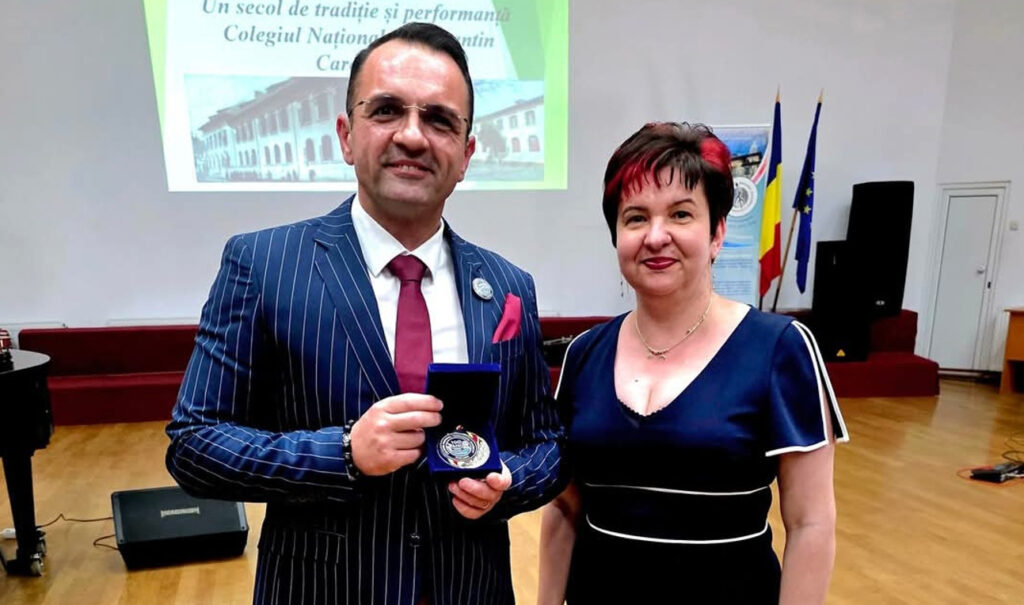 Colegiul Național „Constantin Carabella” din Târgoviște sărbătorește 100 de ani de excelență în educație