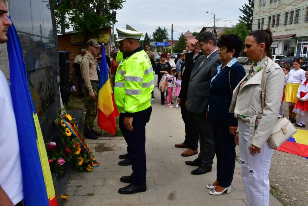 Hristos S-a Înălțat! Eroii Neamului au fost omagiați la Răcari, de Înălțarea Domnului