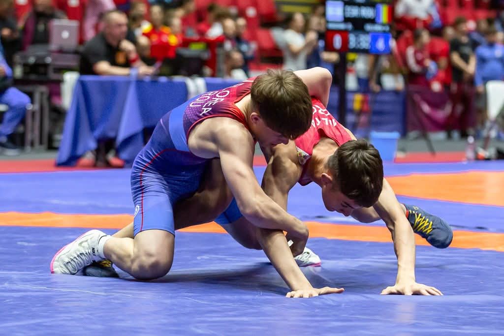 Luptătorul Florea Laurențiu de la CSȘ Târgoviște, bronz la Turneul Internațional U17 Luptătorul Florea Laurențiu de la CSȘ Târgoviște, bronz la Turneul Internațional U17