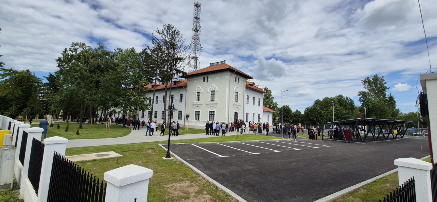 Muzeul Tradițiilor Militare Dâmbovițene – Școala de Cavalerie, deschis oficial: Un nou punct de referință pe plan național. VIDEO Muzeul Tradițiilor Militare Dâmbovițene – Școala de Cavalerie, deschis oficial: Un nou punct de referință pe plan național. VIDEO