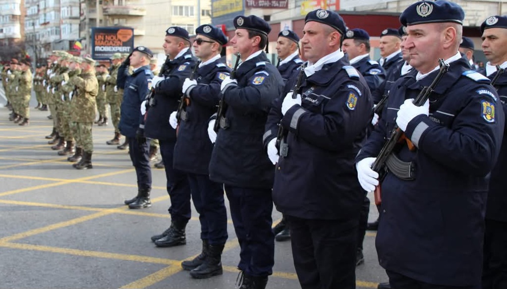 Ziua Eroilor, marcată cu respect de Jandarmeria Dâmbovița