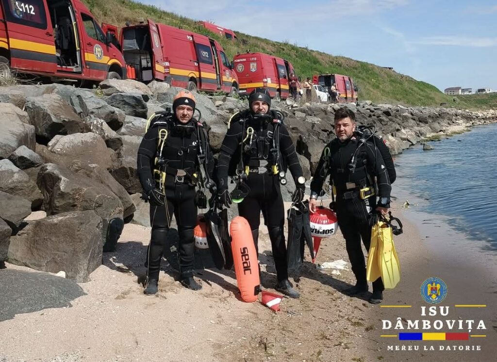 Echipa de scafandri ISU Dâmbovița se pregătește intens la Constanța pentru misiuni de intervenție Echipa de scafandri ISU Dâmbovița se pregătește intens la Constanța pentru misiuni de intervenție