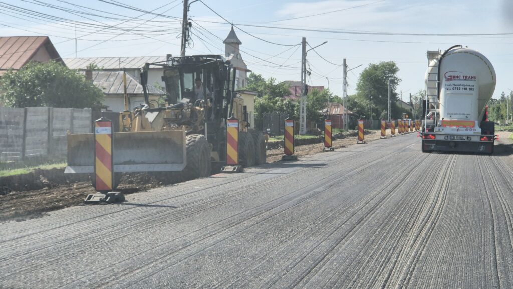Lucrările de lărgire la patru benzi pe tronsonul DN71 Bâldana–Târgoviște avansează. VIDEO