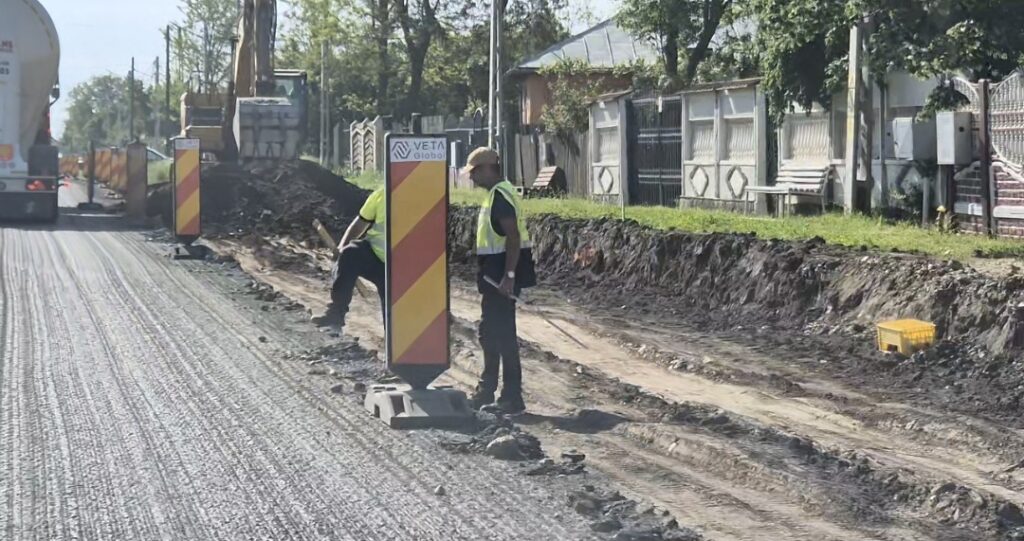 Lucrările de lărgire la patru benzi pe tronsonul DN71 Bâldana–Târgoviște avansează. VIDEO