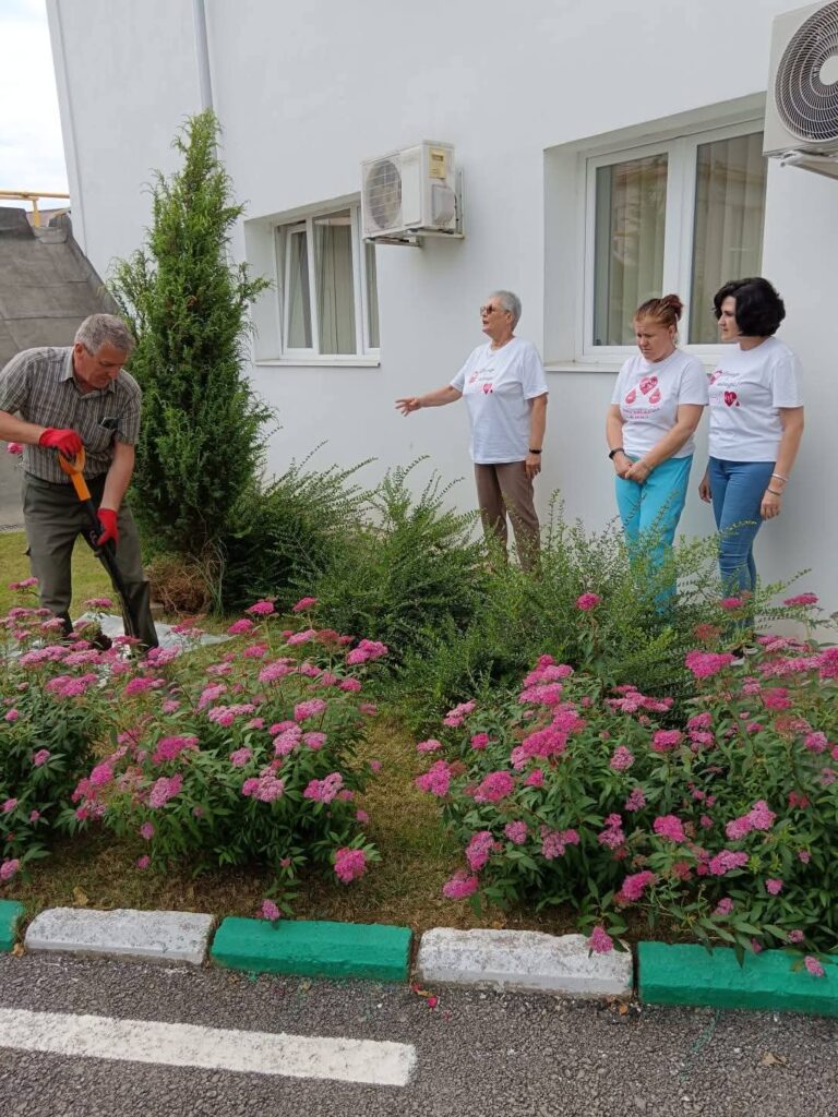 „Arborele Vieții”, un gest simbolic de recunoștință pentru donatorii de sânge, la Târgoviște